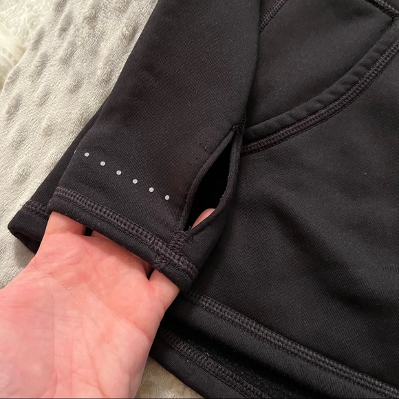 EUC Old Navy athleasure sweatshirt - Picture 11 of 16